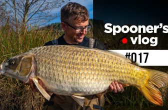 Neil Spooner & Danny Fairbrass Visit a secret lake in France