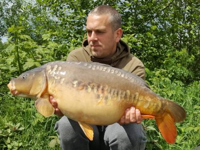 Perseys Pool Digger Lakes