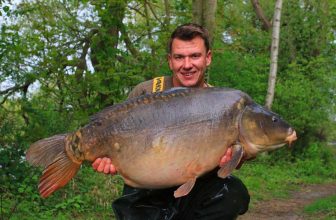 How to Catch Big Carp from Pressured Circuit Waters by Greg Ellis